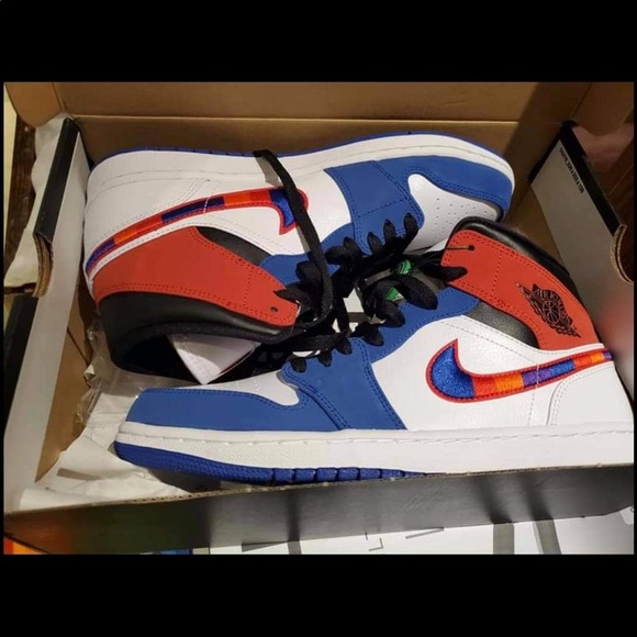 Jordan Mid 1 SE multi color size 10 - Picture 3 of 4